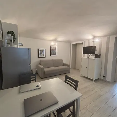 公寓 The Black And White House - Quadrilateral 都灵