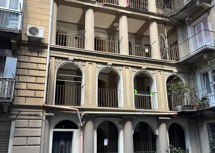 The Black And White House - Quadrilateral Apartman Torino